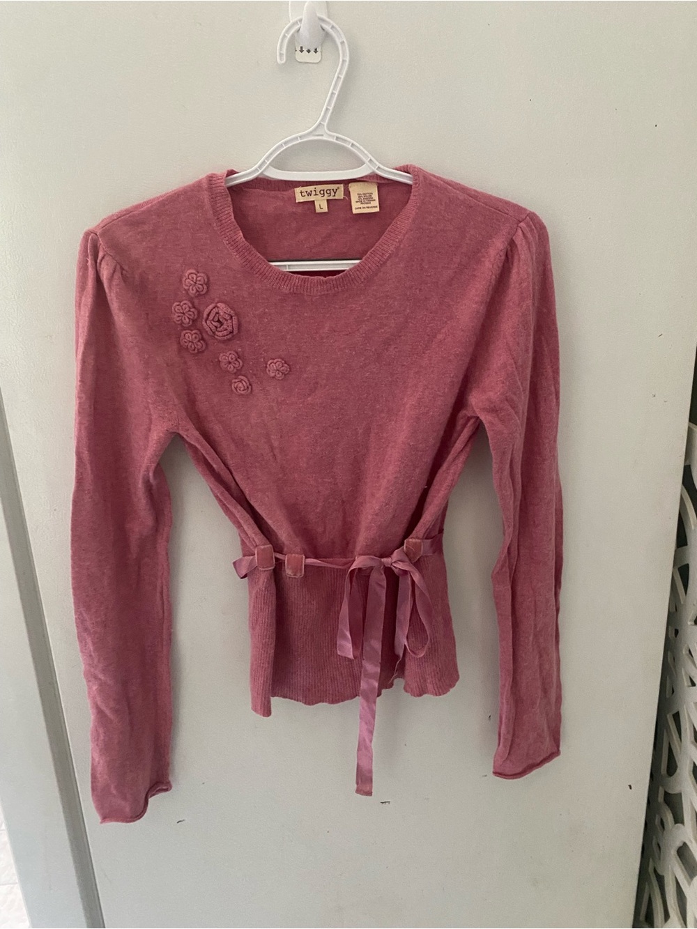 Y2K Twiggy Petal Appliqué Rose Pink Sweater